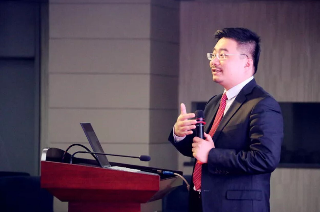学无止境，不负时光——金年会商学院举行招生报告会(图2)